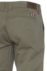Pantalon FQ1924 Chino Regular Vert Olive
